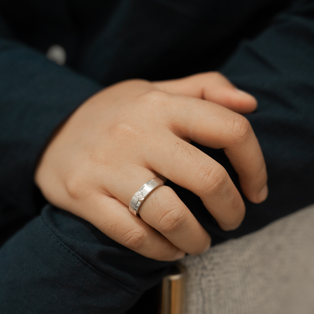 ELFI Moissanite Valour 925 Silver Palladium Ring – PLD12